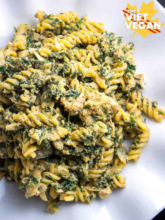 Creamy Spinach Pasta with Vegan Chicken