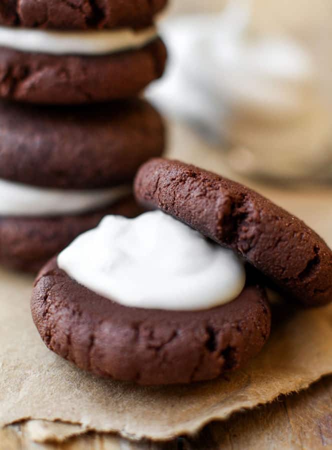 Easy Vegan Oreos