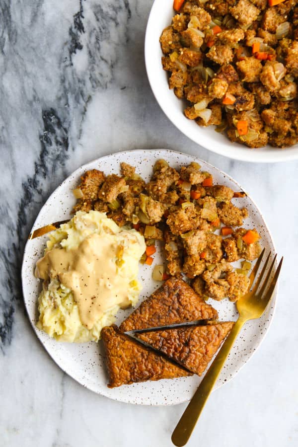 Easy Vegan Stovetop Stuffing (30 Minutes)