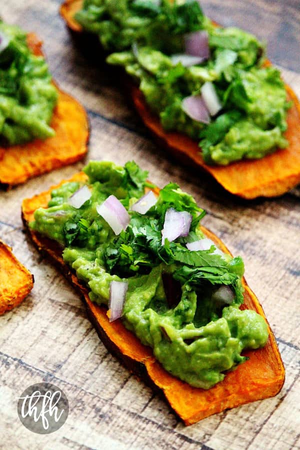 Oven-Baked Sweet Potato “Toast” with Spicy Guacamole (Gluten-Free)