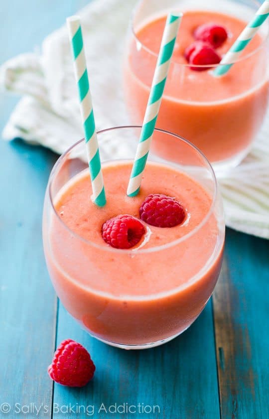 Raspberry Mango Tango Smoothie