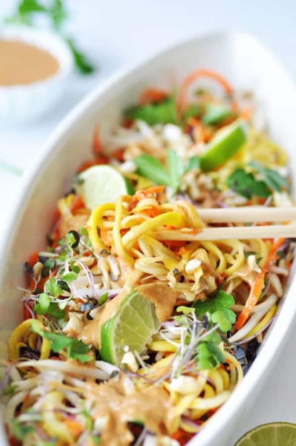 Raw Super Sprouts Pad Thai with Spicy Peanut Sauce