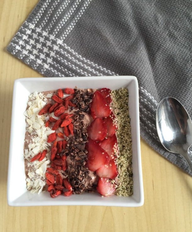 Strawberry Smoothie Bowl with Flax