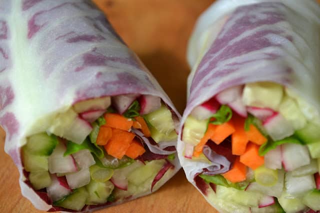 Vietnamese Summer Rolls with Spicy Peanut Dipping Sauce