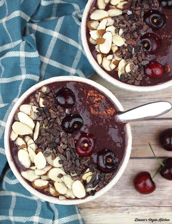 Cherry Almond Smoothie Bowl