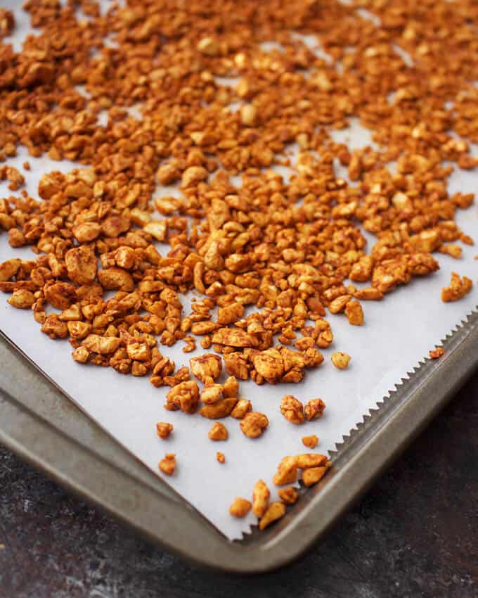 Crunchy Cashew Bacon Bits