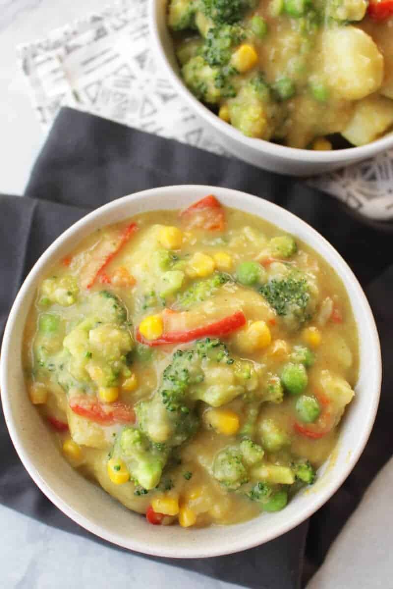 Easy Instant Pot Green Coconut Curry