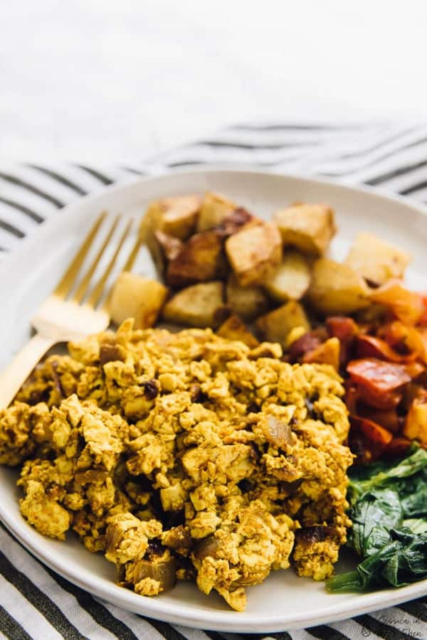 Easy Southwestern Tofu Scramble