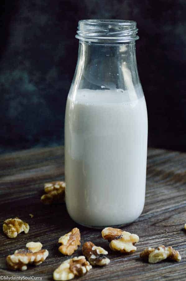 Homemade Flaxseed Milk Walnut Milk