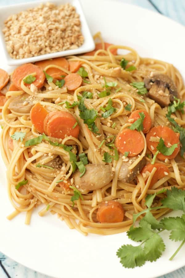 Linguine with Garlic Chili Peanut Sauce