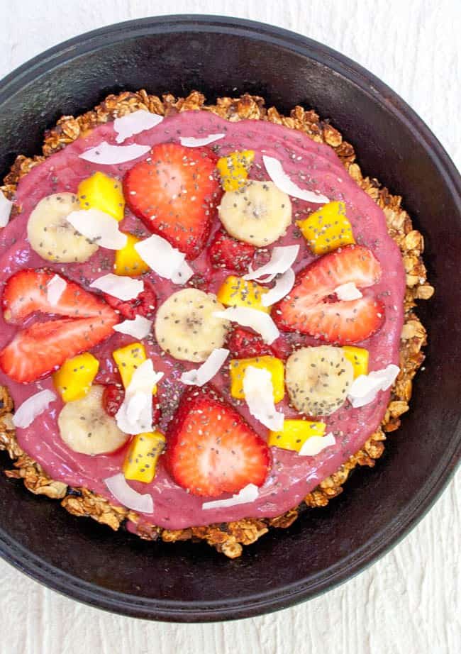 Mango Banana Berry Smoothie Bowl Pizza