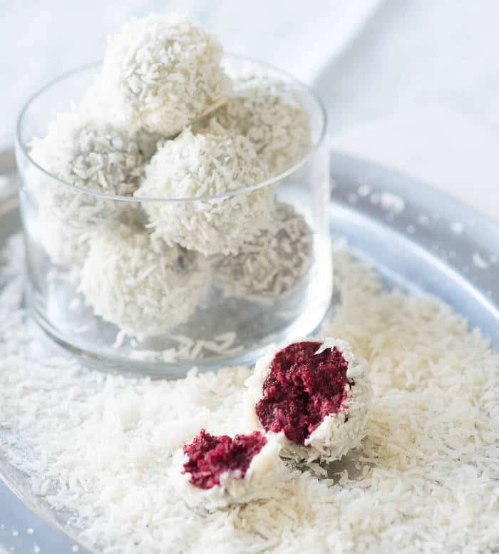 No-Bake Vegan Red Velvet Snowball Cookies