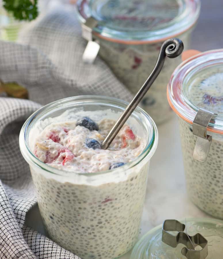 Quick and Easy Raw Breakfast Pudding