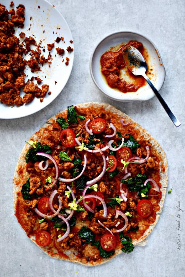 Spicy Turkish Flatbread Pizza (Lahmacun)