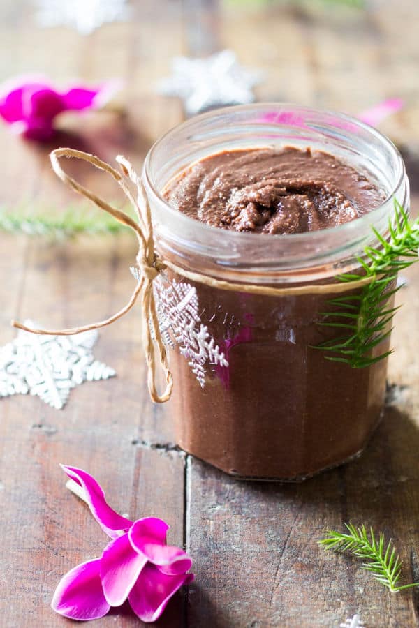 5-Minute Cashew Chocolate Spread