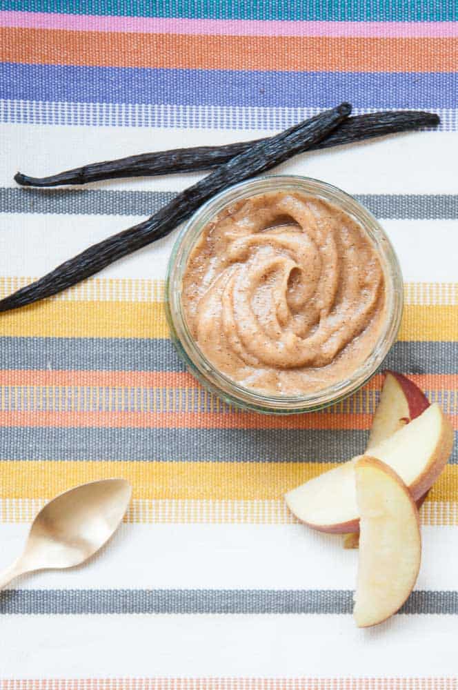 Healthy Caramel Dip