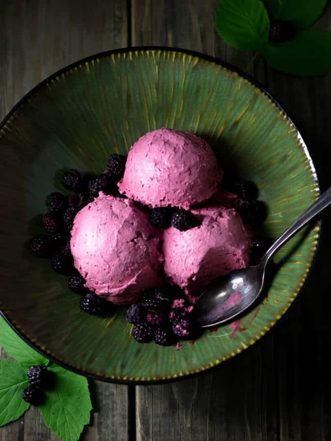 Easy Blackberry Ice Cream