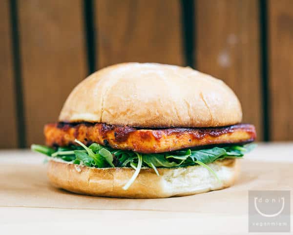 BBQ Tofu Burger