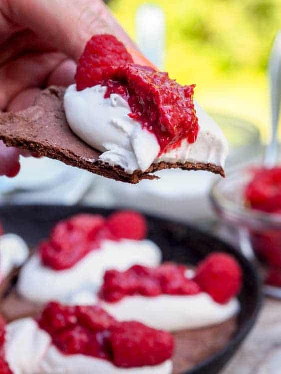 Dessert Pizza with Raspberry Sauce (High-Protein, Gluten-Free)