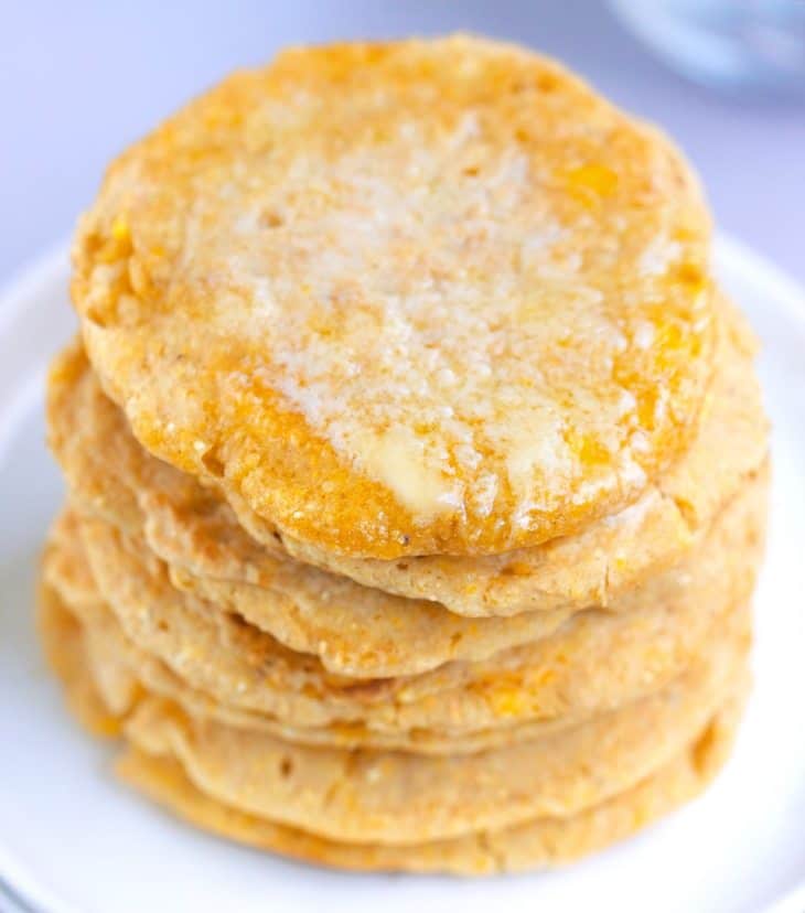 Fluffy Cornbread Pancakes