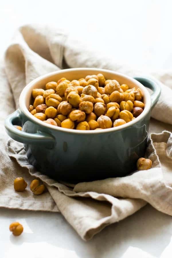 Healthy Oil-Free Roasted Chickpeas (Gluten-Free)