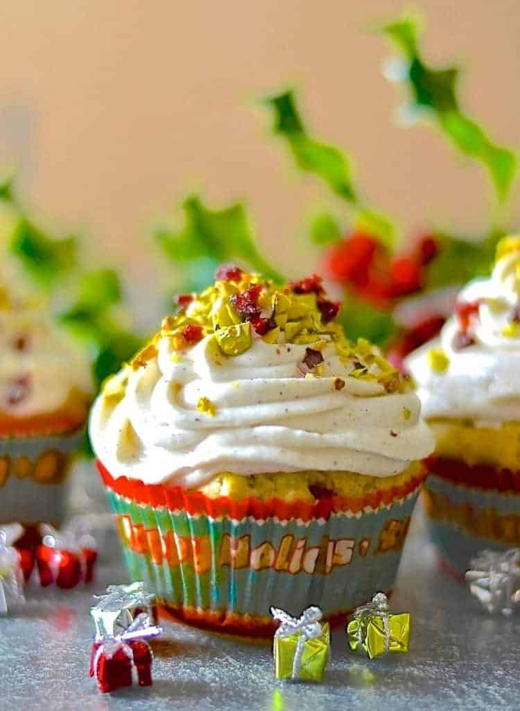 Pistachio Cranberry Orange Muffins with Vanilla Cream