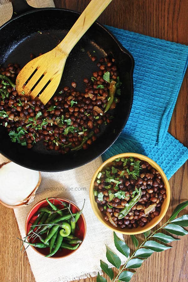 Spiced Boiled Brown Chickpea