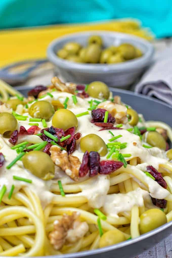 10-Minute Mediterranean Pasta