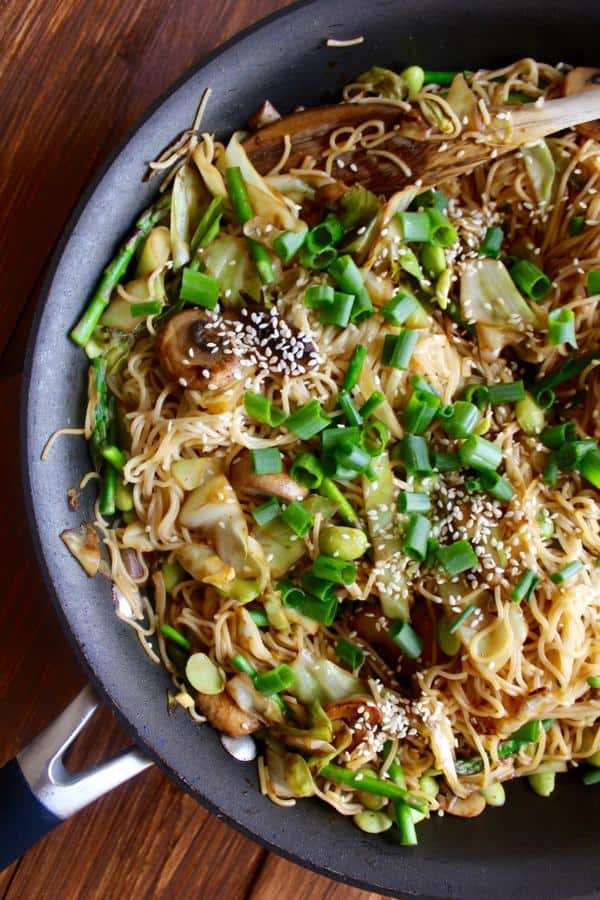 15-Minute Vegetable Ramen Stir-Fry