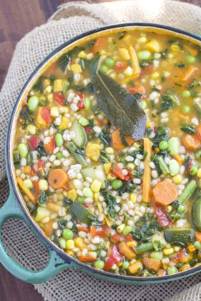 30-Minute Garden Veggie Barley Soup