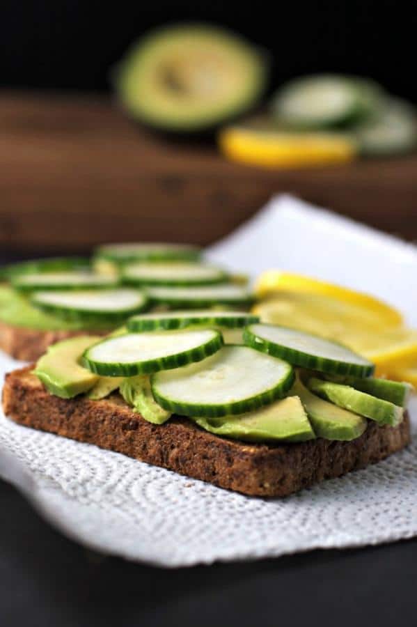 Avocado Toast with Cucumber and Lemon
