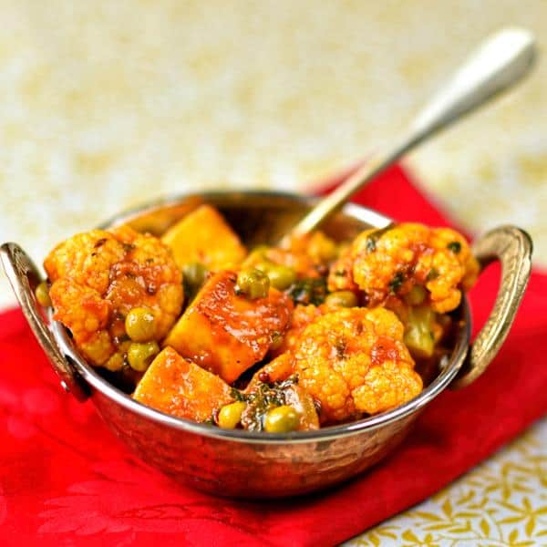 Cauliflower, Pea and Paneer Curry