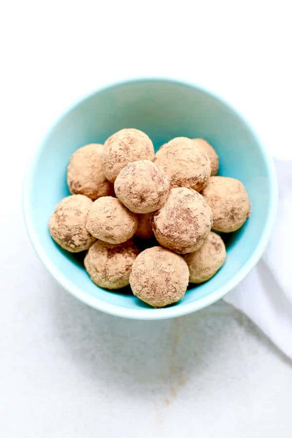 Easy Chocolate Almond Truffles (Gluten-Free)