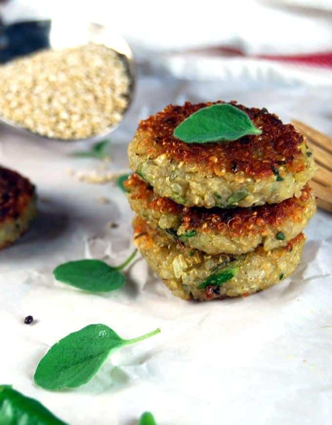 Garlicky Zucchini Quinoa Cakes