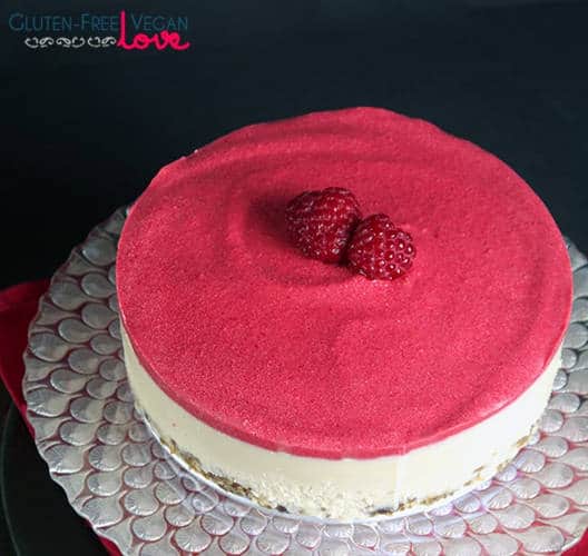 Heavenly Raw White Chocolate and Raspberry Cheesecake (Gluten-Free)