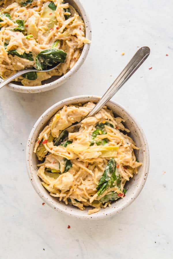 One Pot Spinach and Artichoke Pasta