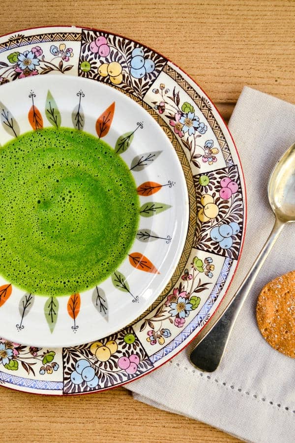 Quick Lunchtime Green Soup for One