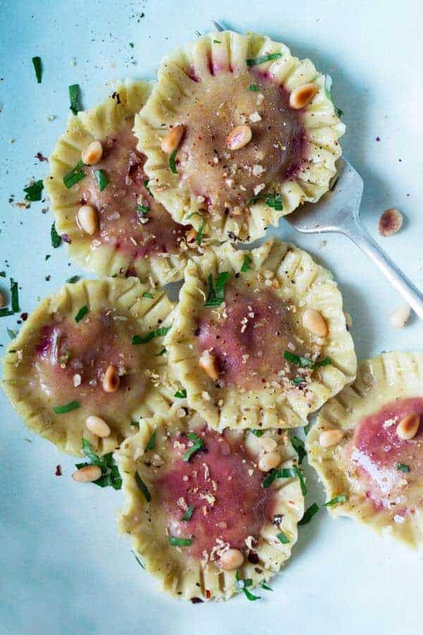 Ravioli med rødbedefyld (glutenfri)