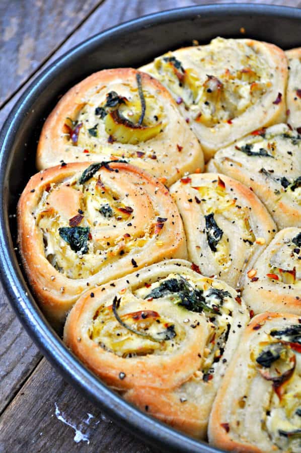 Savory Spinach and Artichoke Rolls