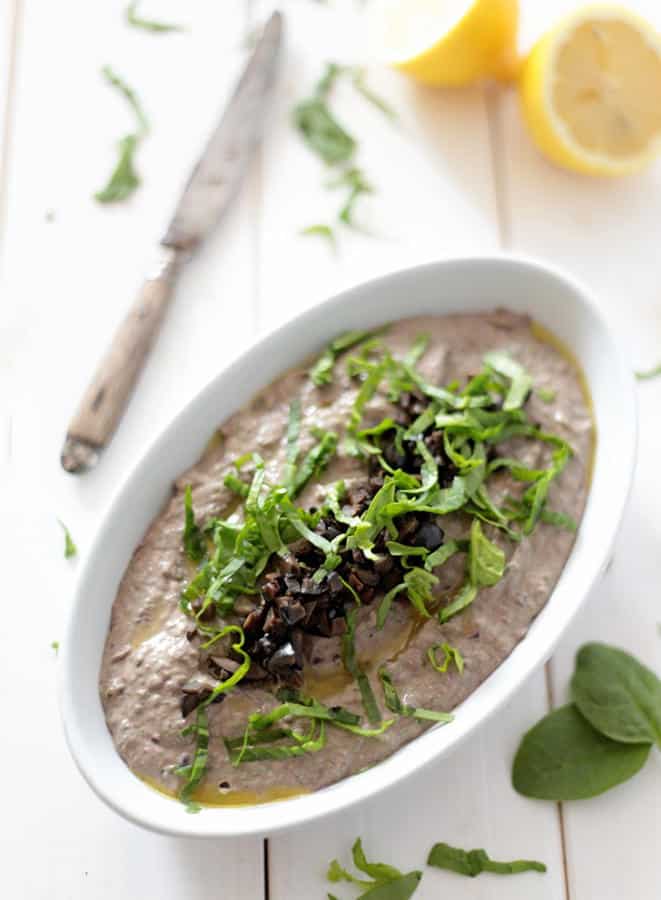 Spinach and Black Bean Hummus