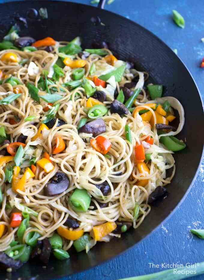 Veggie Chinese Lo Mein Noodles