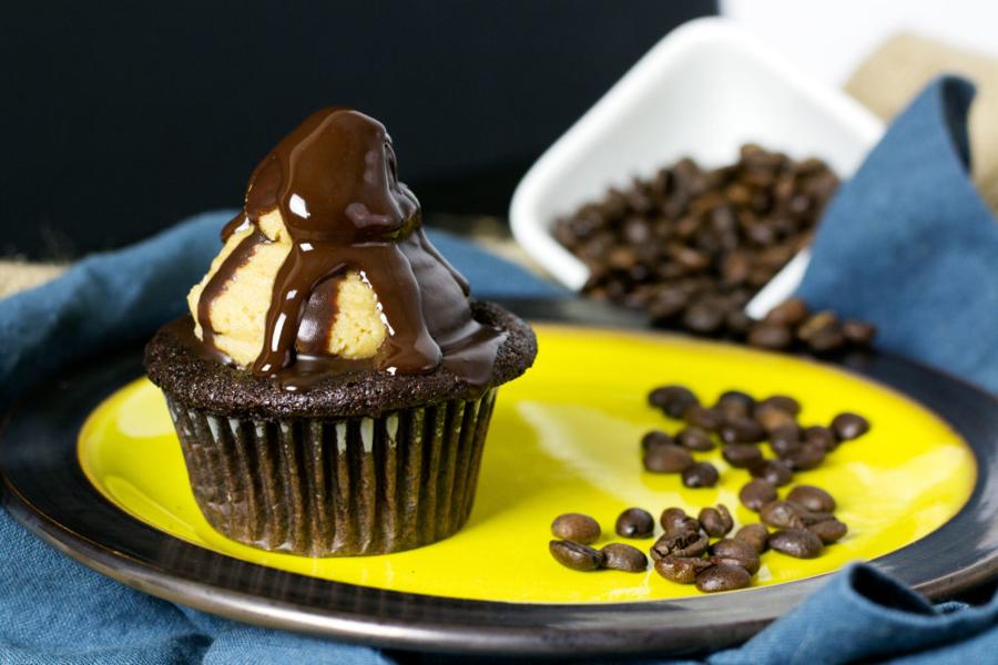 Chocolate Coffee Cupcakes with Peanut Butter Frosting and Ganache