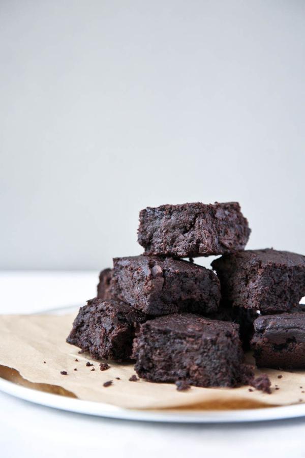 Dark Chocolate Zucchini Brownies (Gluten-Free)