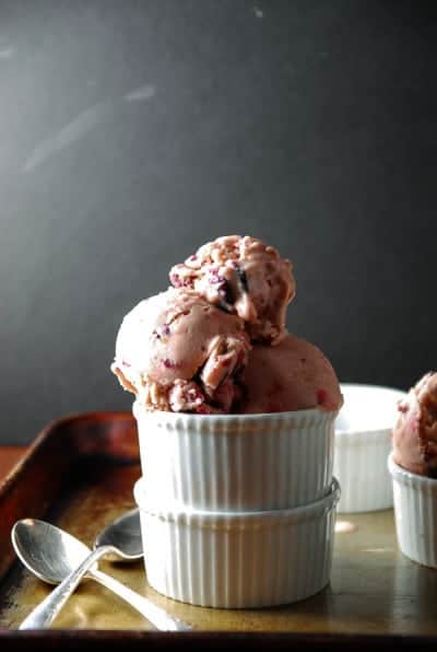 Gingerbread and Roasted Cranberry Ice Cream
