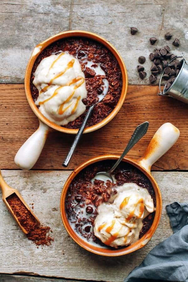 Brownie Oatmeal with Banana Ice Cream