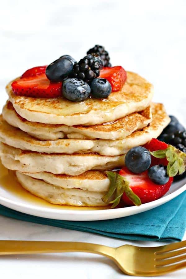 Banana Yogurt Pancakes (Gluten-Free)