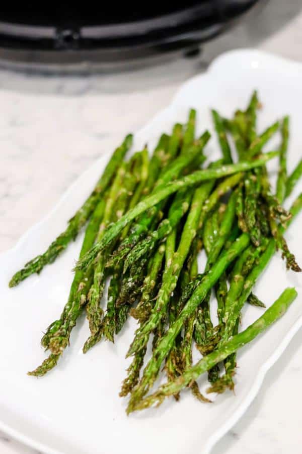 Air Fryer Roasted Asparagus