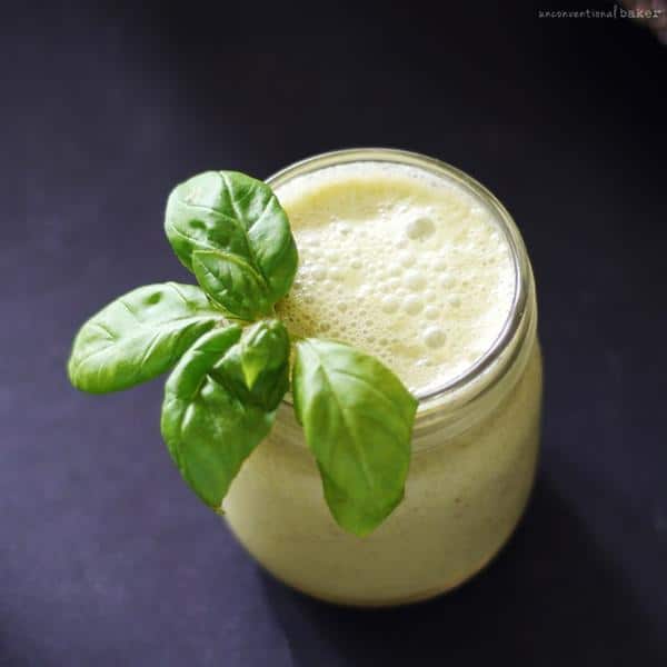 Apple Basil Smoothie