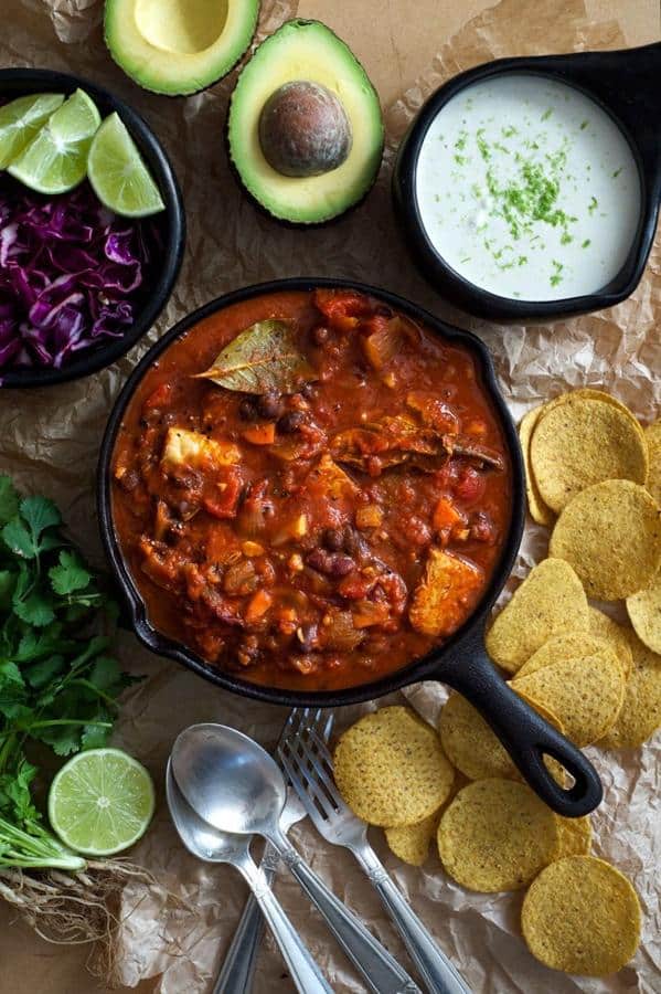 Chili Con Tempeh with Lime Creme