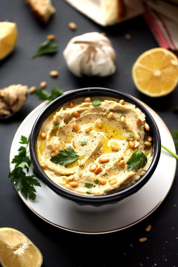 Creamy Artichoke, Leek and White Bean Hummus